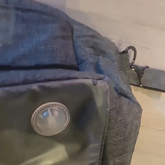 Lug Airbus Weekender Bag Heather Grey With Cross Strap - Picture 9 of 13